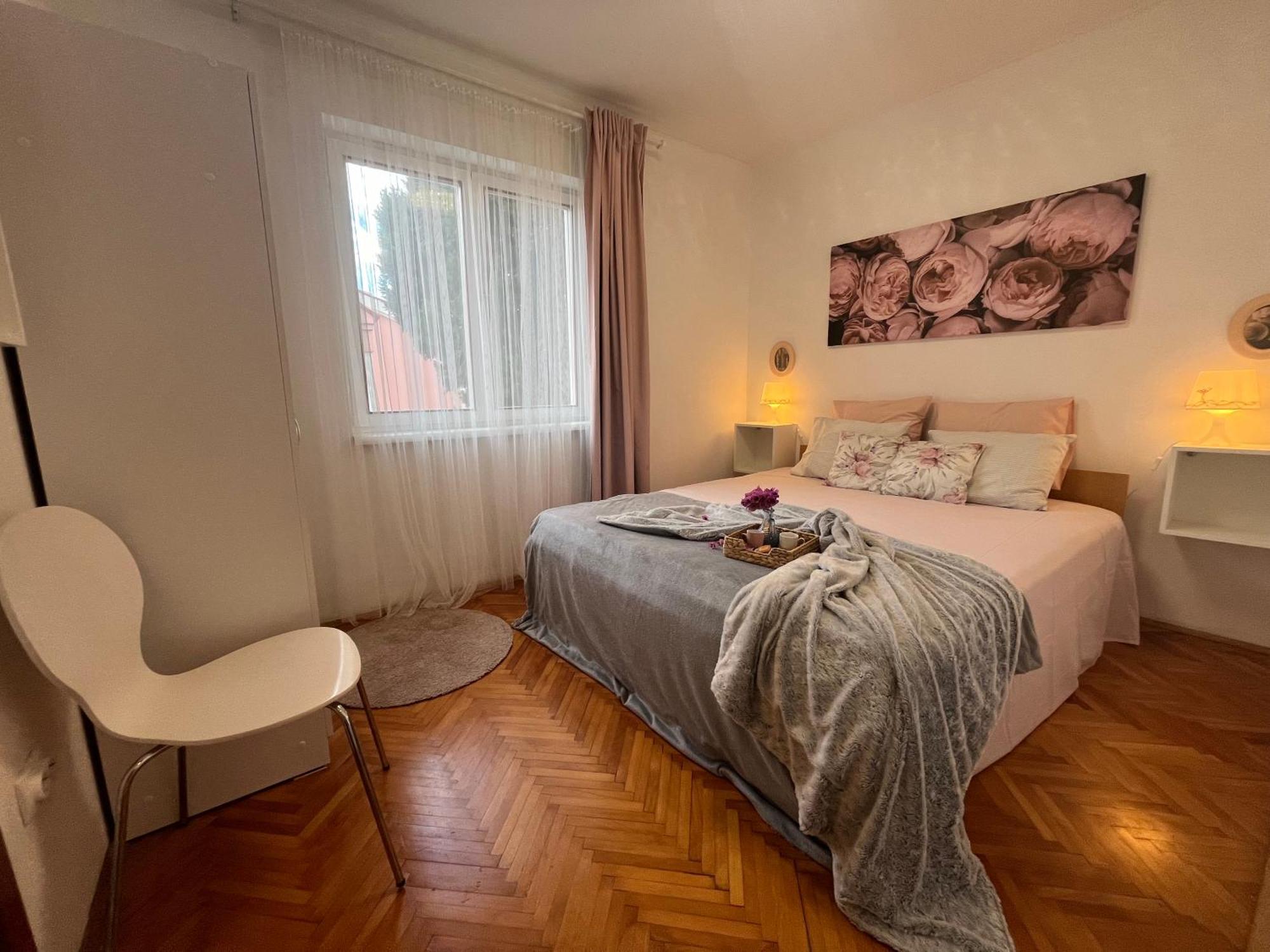 Apartment With A Sea View Pola Esterno foto